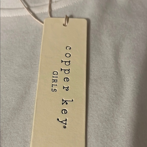 Copper Key White Long Sleeve Tee Relaxed Fit - Picture 2 of 9